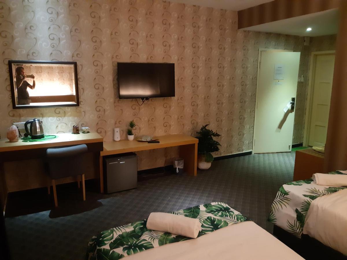 Grandeur Hotel And Spa ملقا المظهر الخارجي الصورة